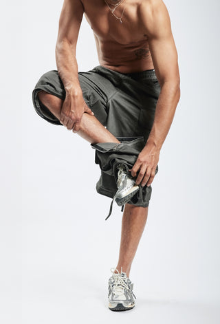 PARACHUTE CARGO BLACK OIL WASHED