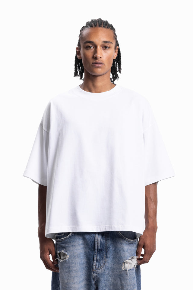 BOXY WHITE T-SHIRT