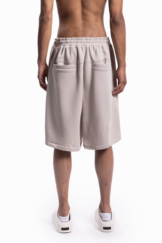 BLACK PLEATED SHORTS