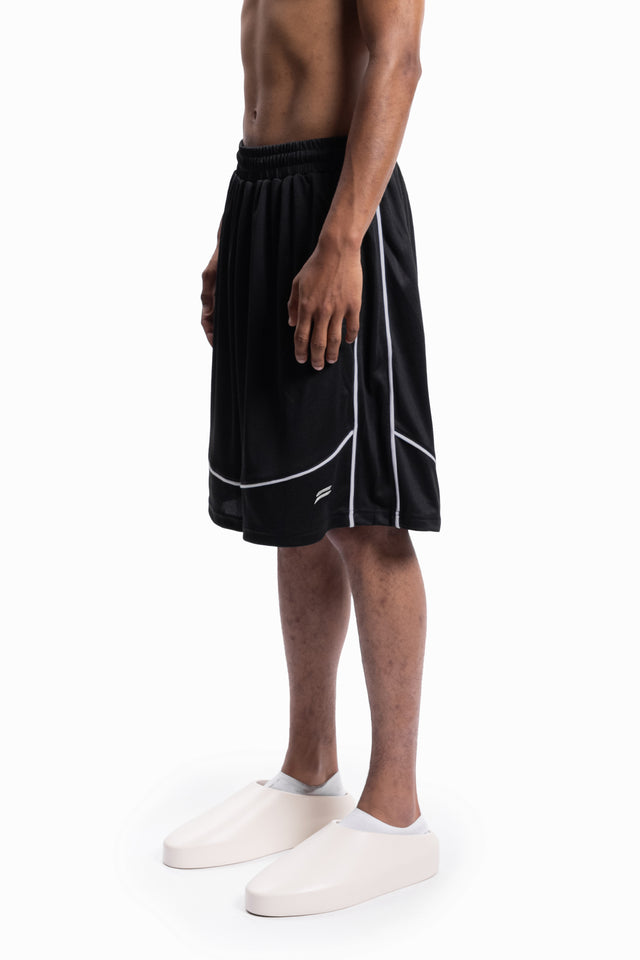 BLACK PLEATED SHORTS