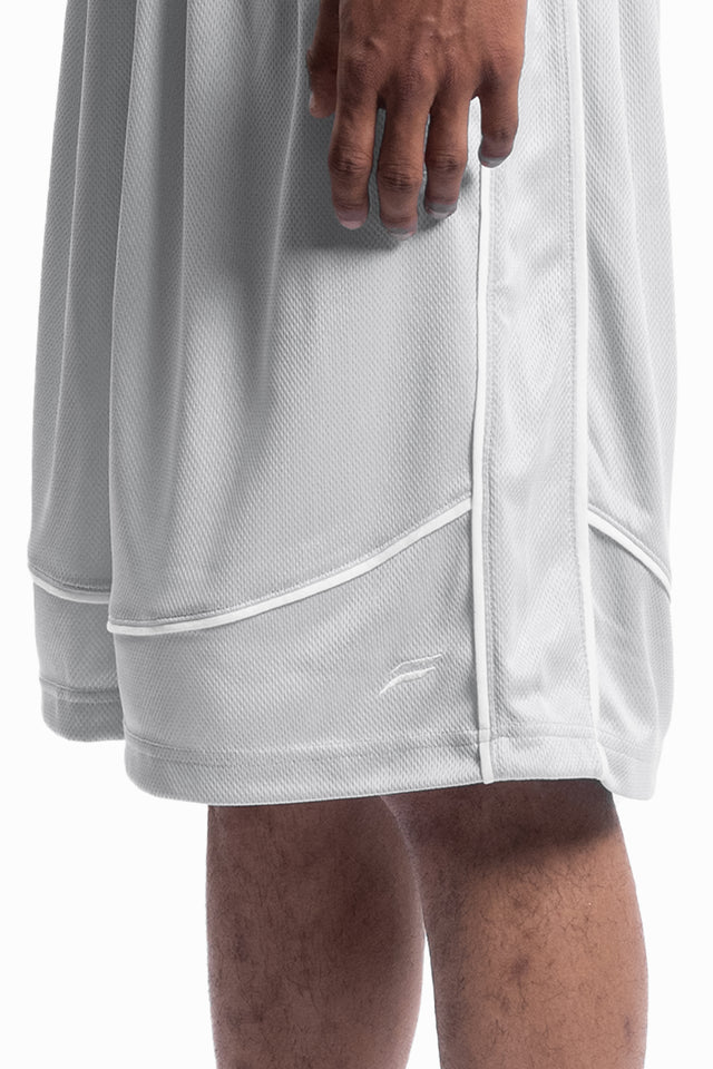 BLACK PLEATED SHORTS