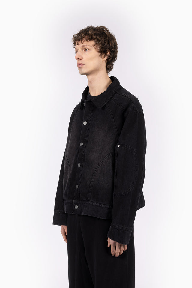 OVERSIZED BLACK WASHED DENIM JACKET