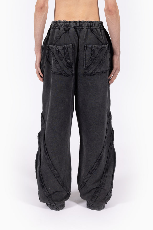 CUTLINE BLACK WASHED JOGGER