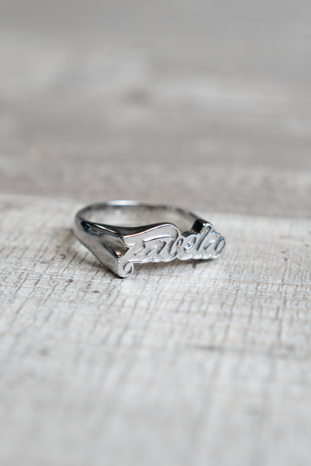 COLLEGE RING
