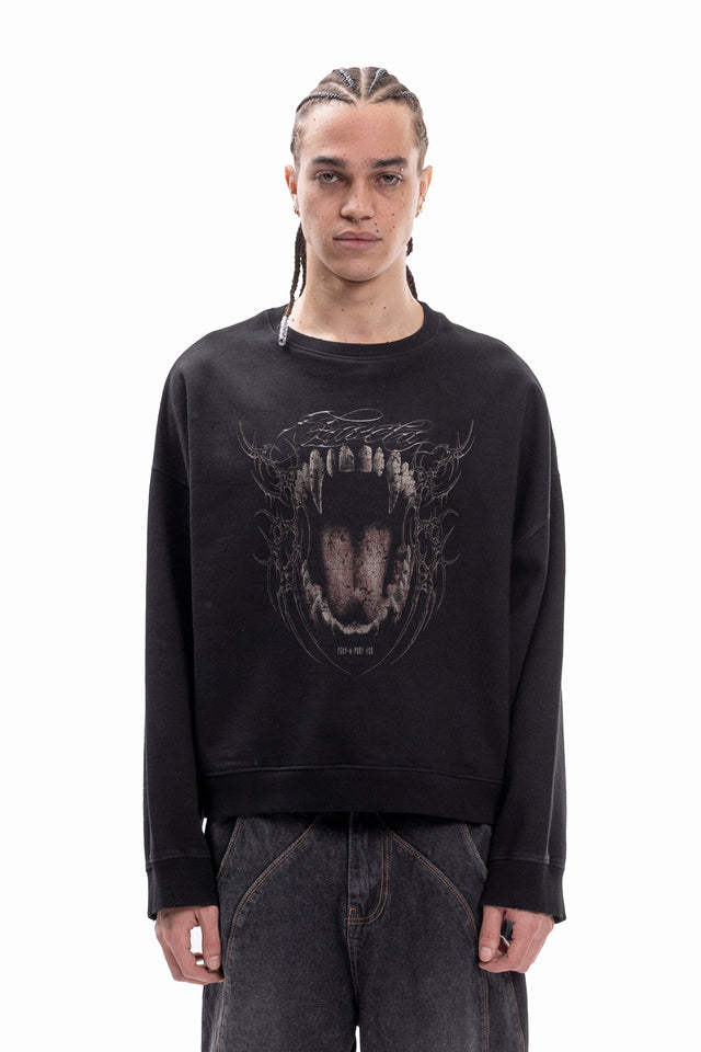 VAMPIRE BLACK BOXY CREWNECK