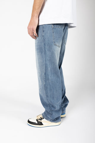 KNEE EMBROIDERY LIGHT BLUE WASHED DENIM