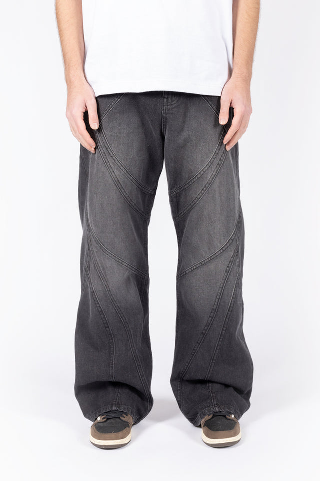 FLARED BLACK WASHED DENIM