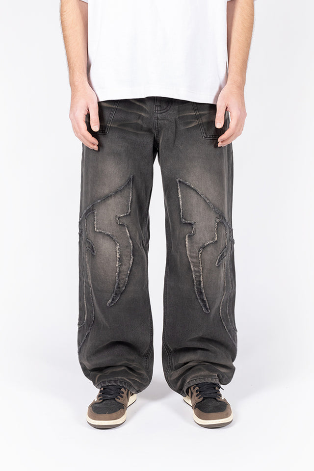 DISTRESSED F BLACK WASHED DENIM