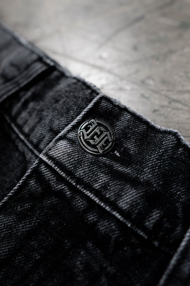 FAVELA FAVELA EMBROIDERY BLACK WASHED DENIM