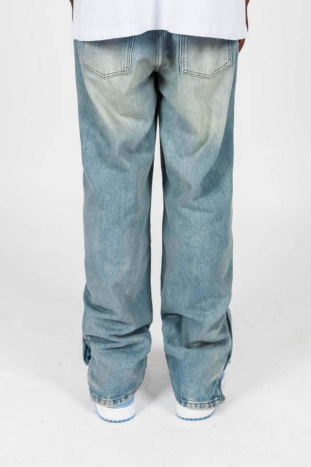 MID BLUE PATCH DISTRESSED DENIM