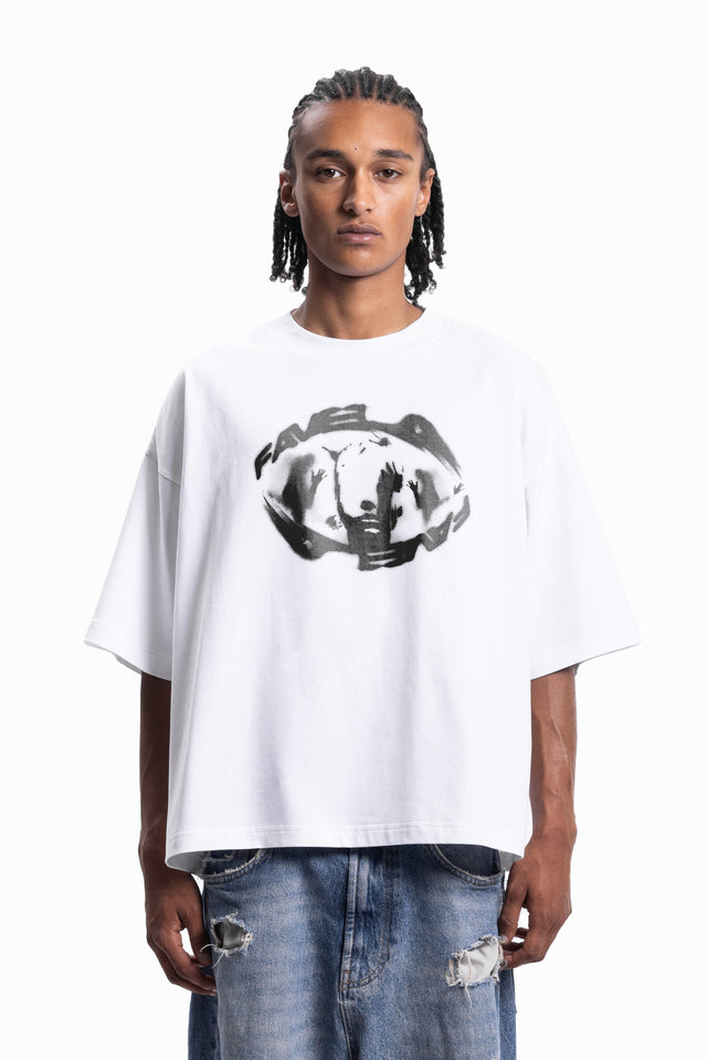 BLINDED WHITE DISTRESSED T-SHIRT
