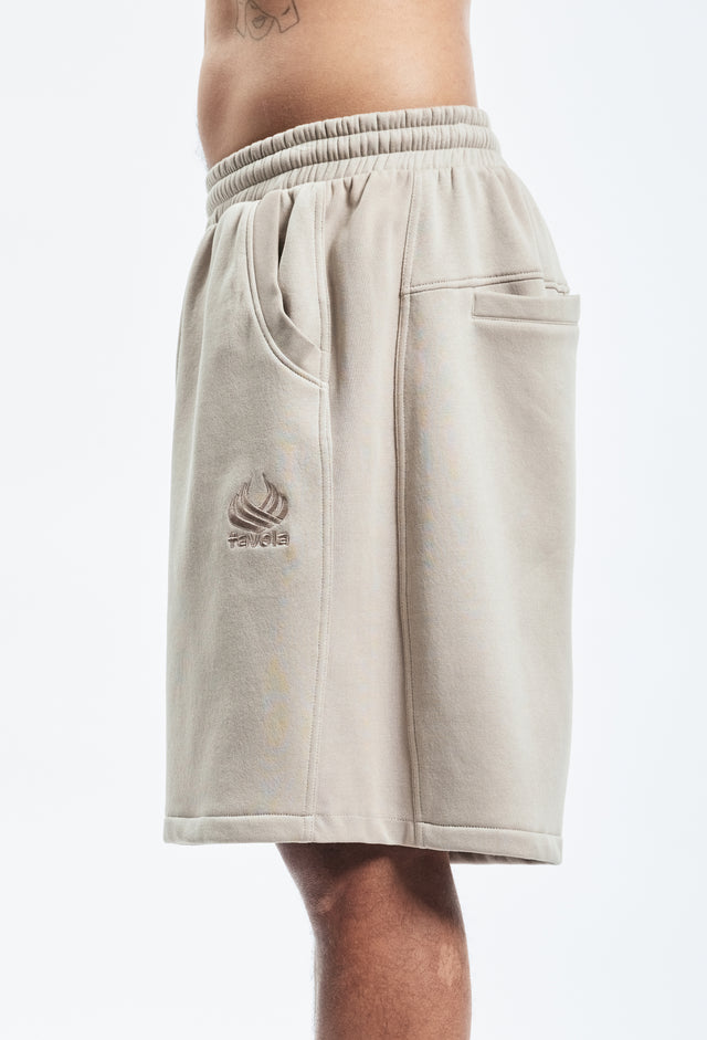 BLACK PLEATED SHORTS