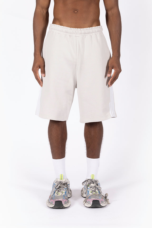 4 STRIPE GLACIER GREY SHORTS