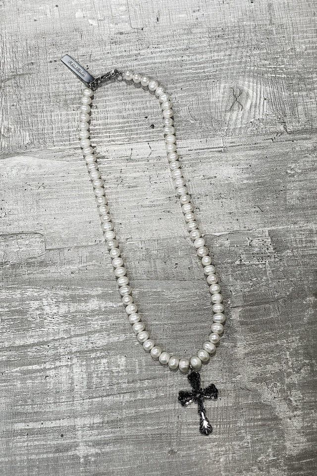 FRESH WATER PEARL CROSS CHAIN