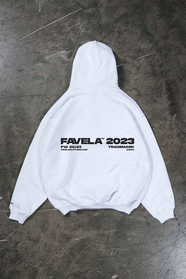 White oversized Hoodie mit Favela 2023 Backprint
