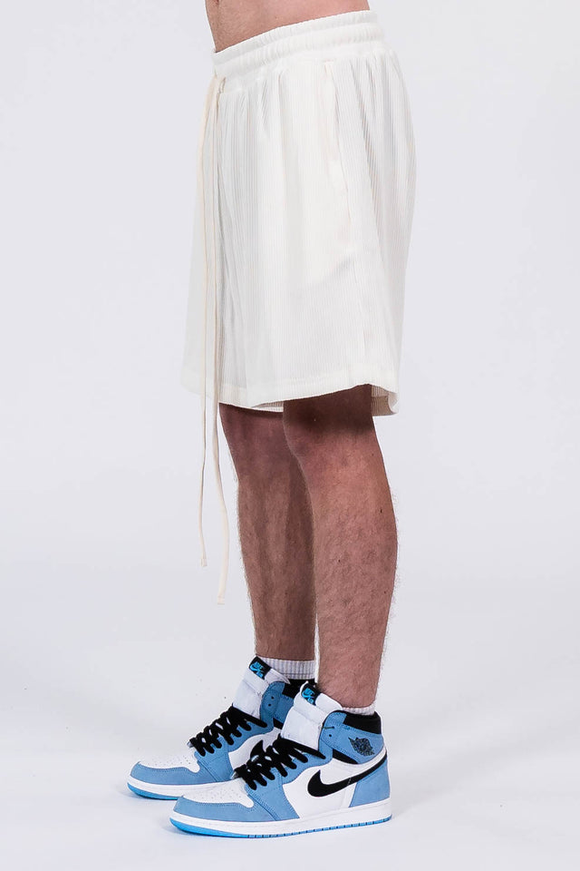 OFF WHITE PLEATED SHORTS